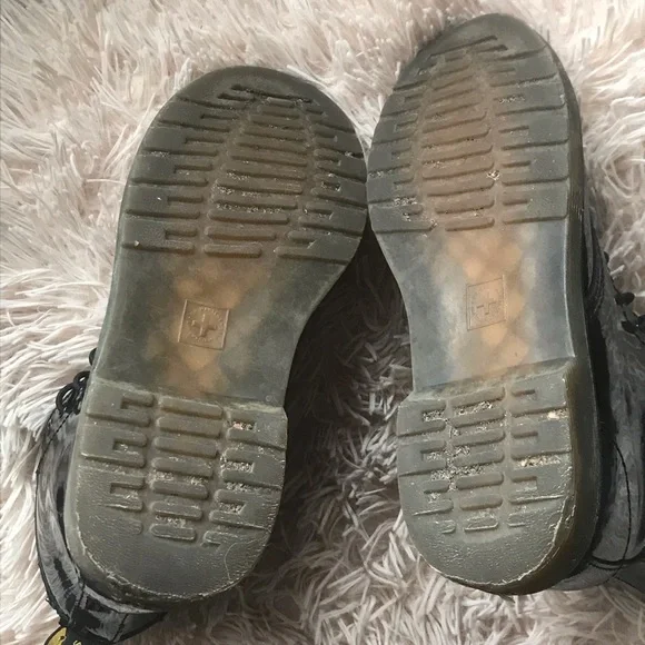Dr Martens Delaney Sz 3 Black Patent - Picture 7 of 9